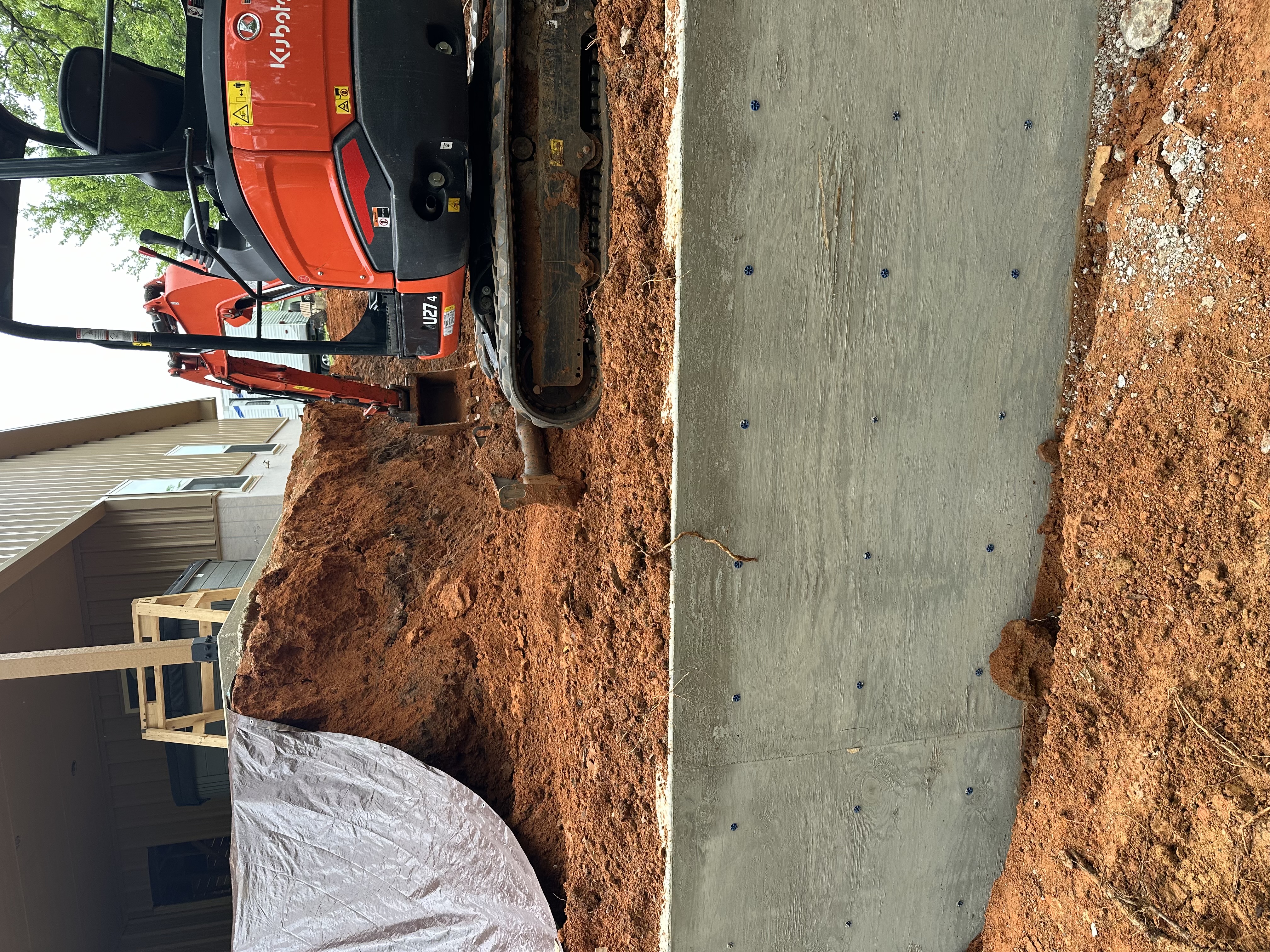 Retaining wall